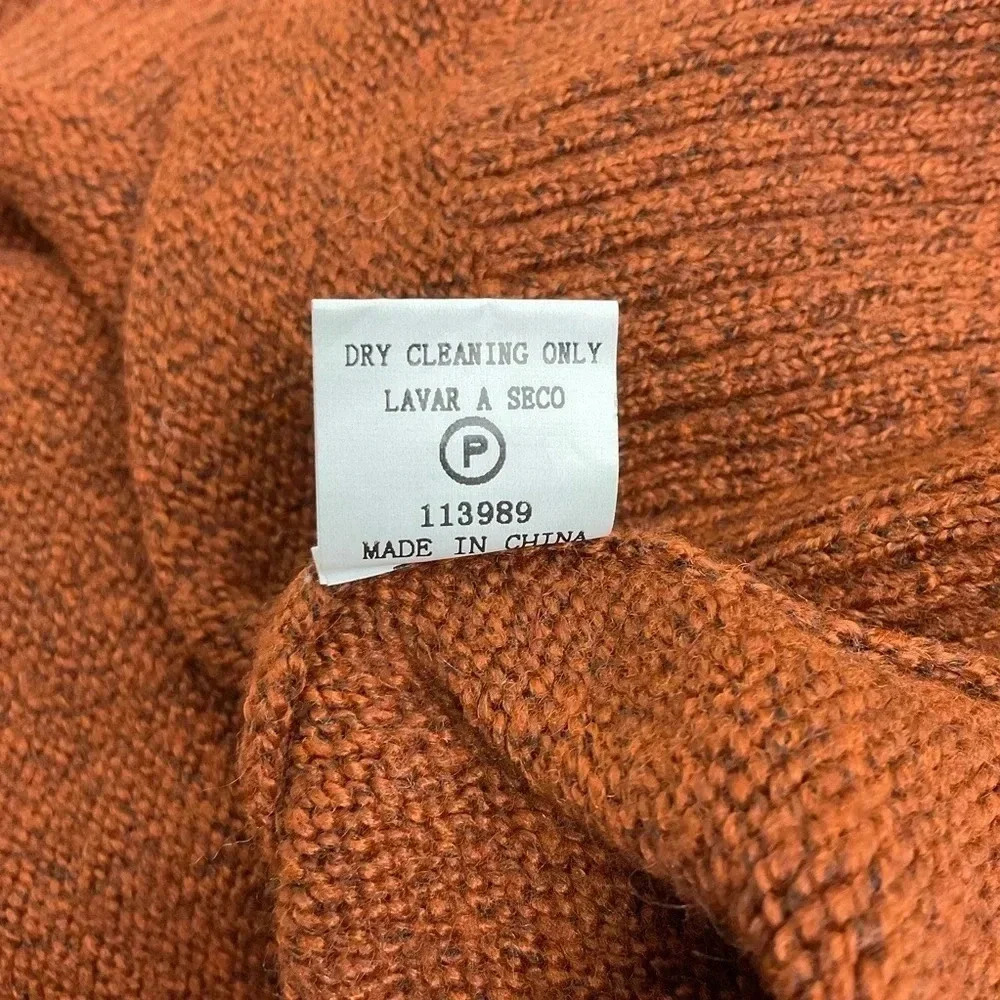 Pink Clover Animal Print Colorblock Crewneck Sweater Size Small - Picture 7 of 8